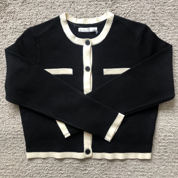 OAK + FORT Sweaters - OAK + FORT Cropped knit cardigan sweater.